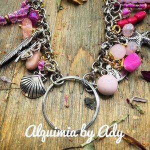 Alquimia Vibrant Pink quartz and Silver charms Bracelet